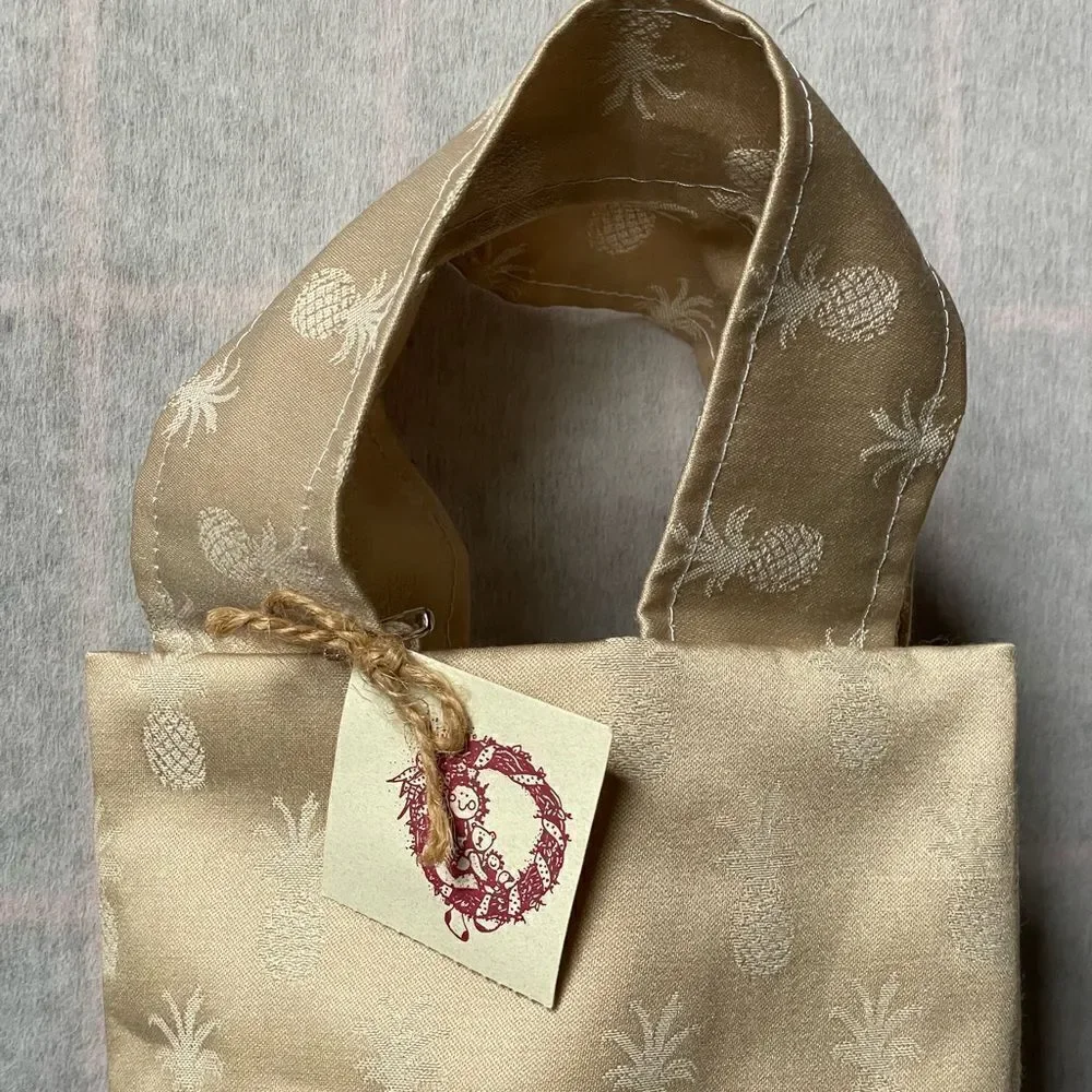 Handmade Cream Colored Cloth Wine Bottle Gift Bag w/Pineapple Designs